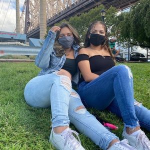 Meet your Posher, Gina